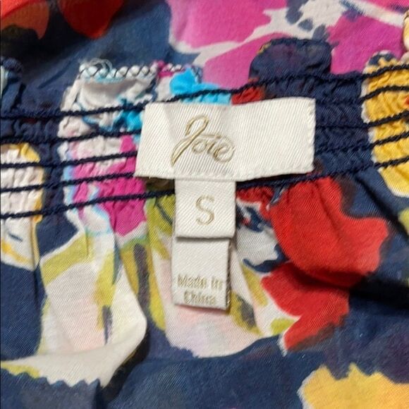 JOIE Floral Peasant Style Smocked Neck Silk Blouse Sz S - Picture 9 of 13
